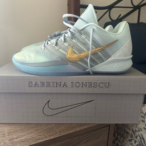 Brand New Pair of Sabrina 3 Blueprints